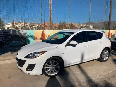 Mazda 3 - Photo 2