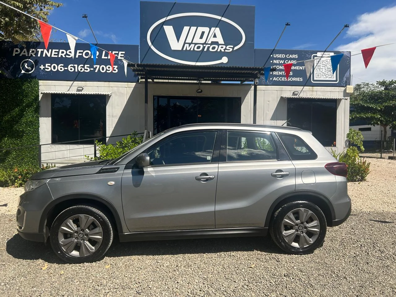 Suzuki Grand Vitara - Photo 17