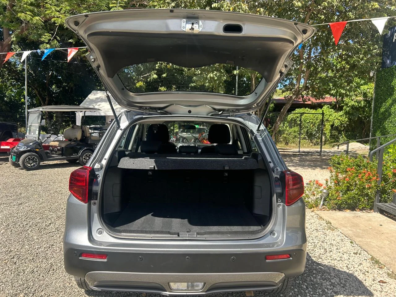 Suzuki Grand Vitara - Photo 12