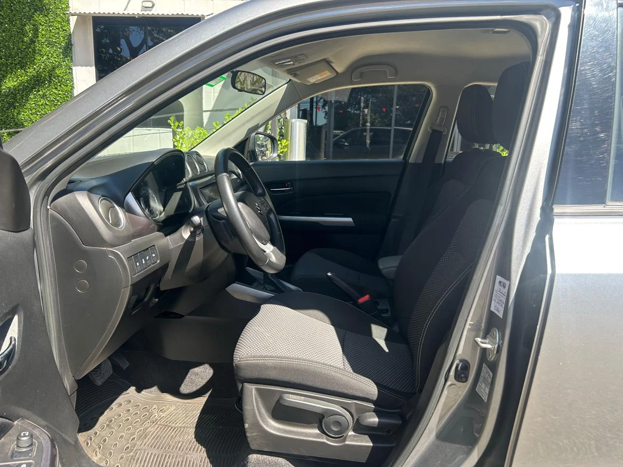 Suzuki Grand Vitara - Photo 14